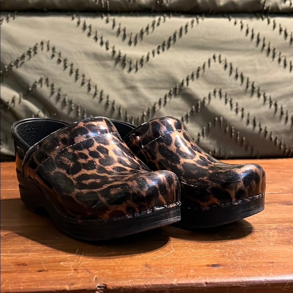 Women's Dansko Leopard Print Clogs
